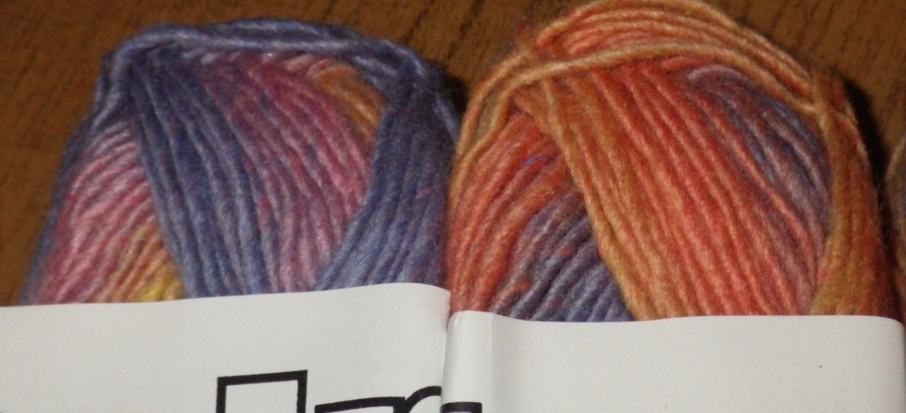 SWTC Karaoke Yarn, Lot of 4 Skeins, 50g/109 yds, Soy Silk/Wool, Color #305
