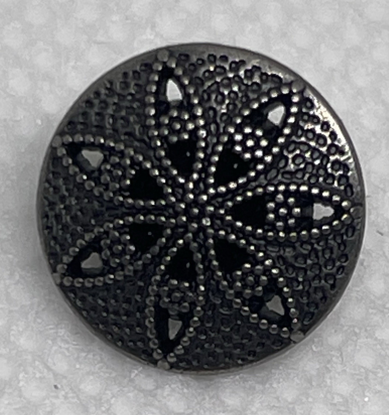 Star Anise Pierced Carved Gunmetal Color Shank Replacement Button Size 1/2″ M13