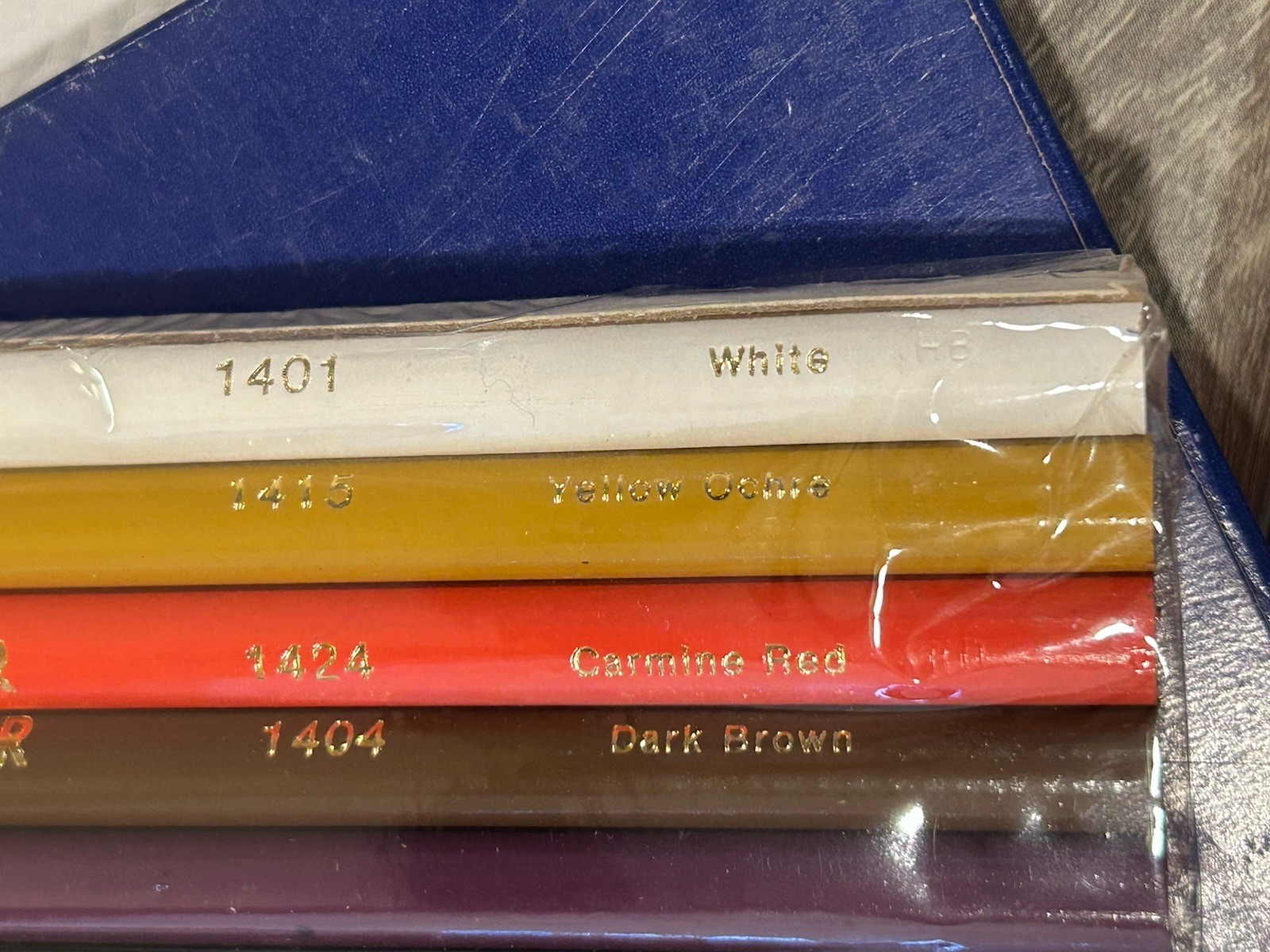 New Old Stock Faber-Castell SPECTRACOLOR 12-pc Color Pencil Set #1400-12 USA