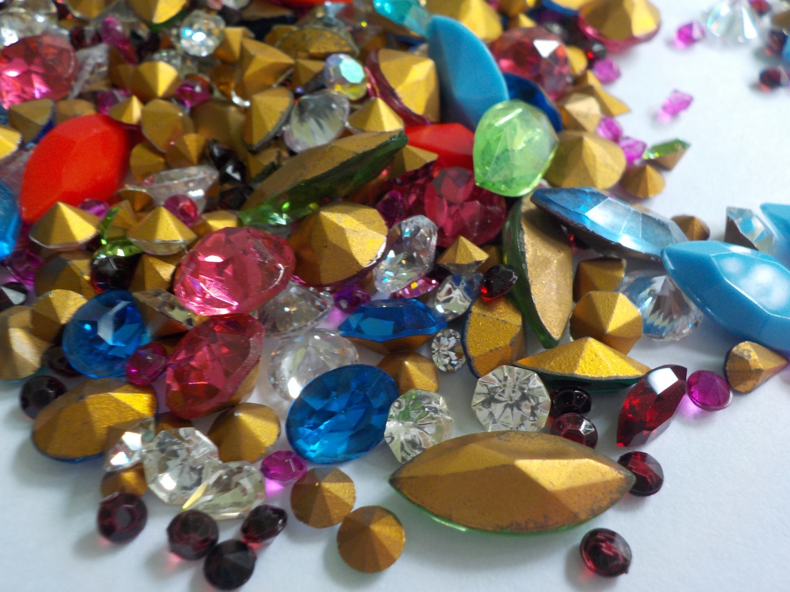 Foil Back Rhinestone & CZ Jewelry Making Supply 7 Oz Mixed Variety Shapes Colors