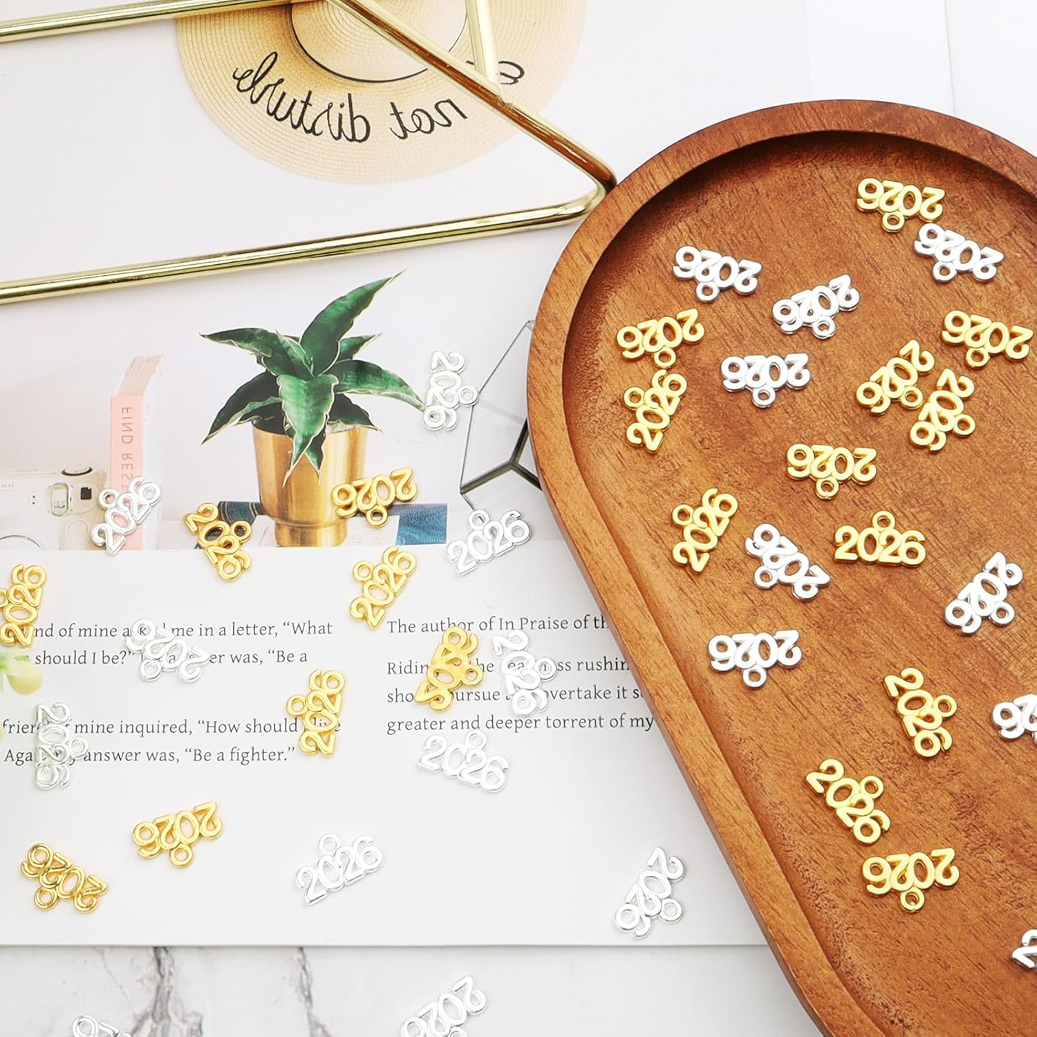 100Pcs 2026 Graduation Charms – Gold & Silver DIY Jewelry Pendants