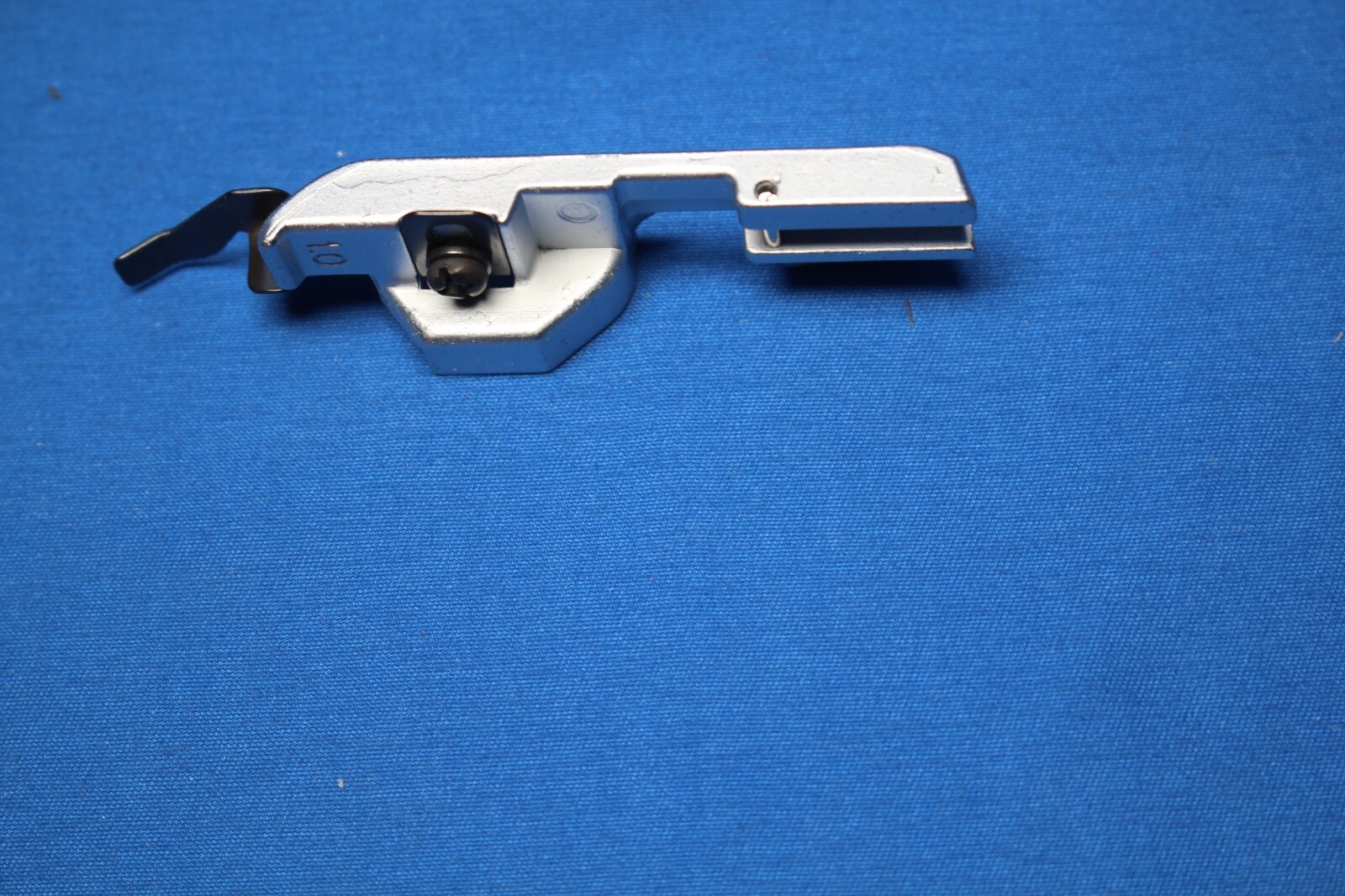 BLIND HEM FOOT 1.0 WHITE 1300, 2000 SuperLock Jaguar 080 # 77023 # J50883