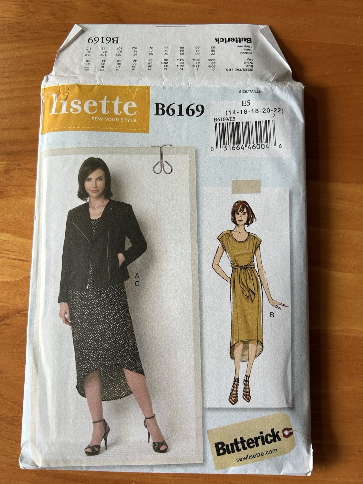 Womens Uncut Jacket Sewing Patterns, Lot of 8, Med-Lrg Or All Sizes
