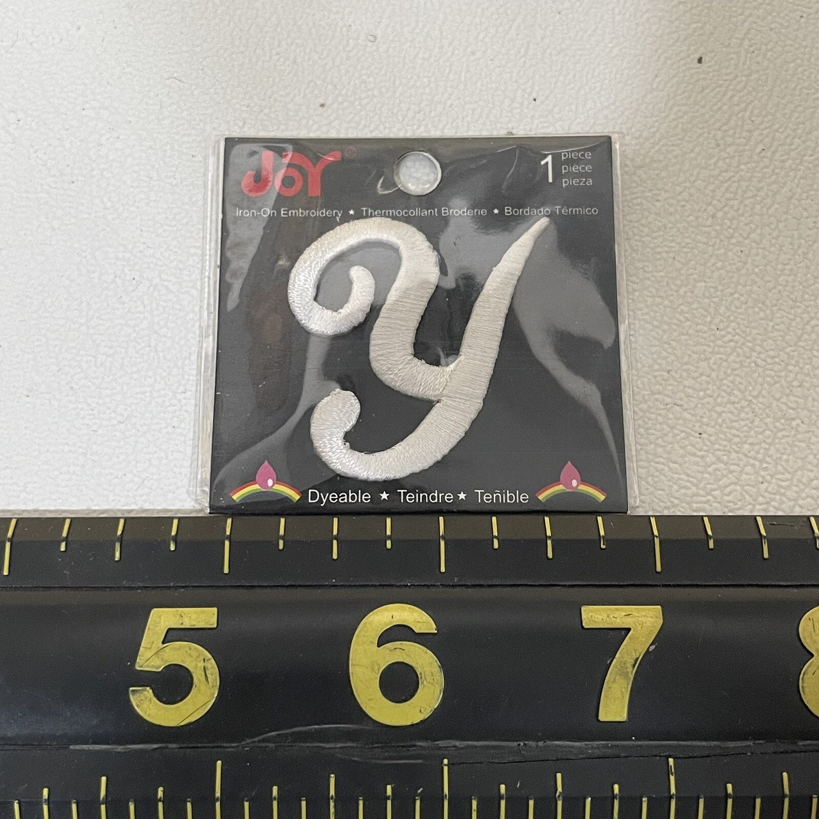 Small 1.5” White Y Letter Initial “Y” Patch Fancy Cursive Font M010