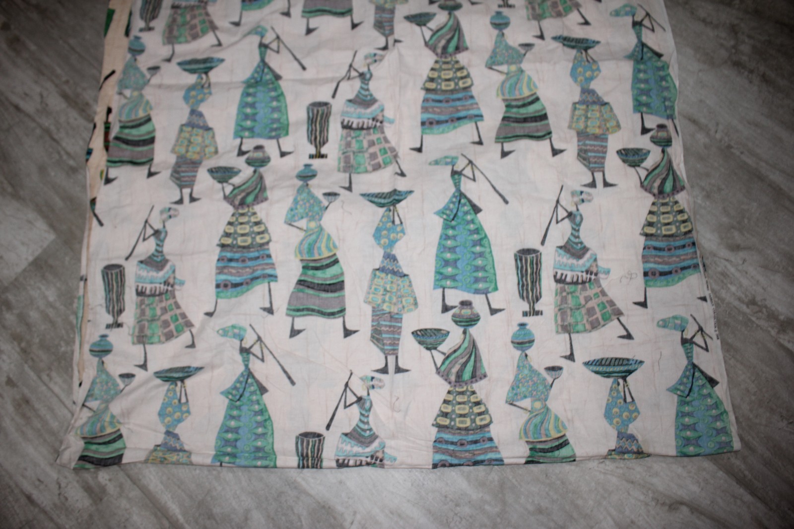 ALEXANDER HENRY 2008 CALABASH AFRICAN WOMEN Cotton Fabric Multicolor 41″ x 110″