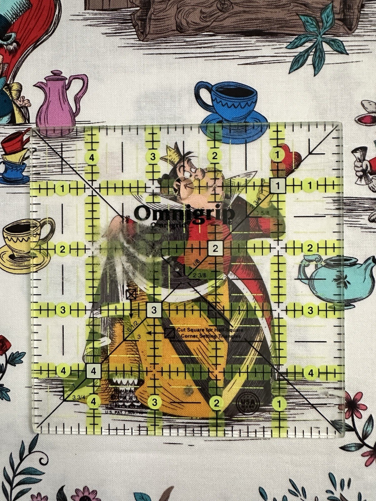 Alice Wonderland White Rabbit Queen/Hearts Mad Hatter Tea Pots Cat 1/3 Y Fabric