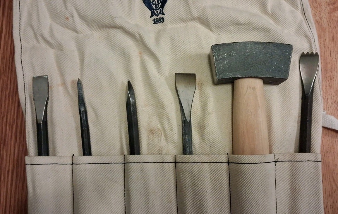 Sculpture House Basic Stone Carving Set Chisels Hammer (BAZ) + Rifflers