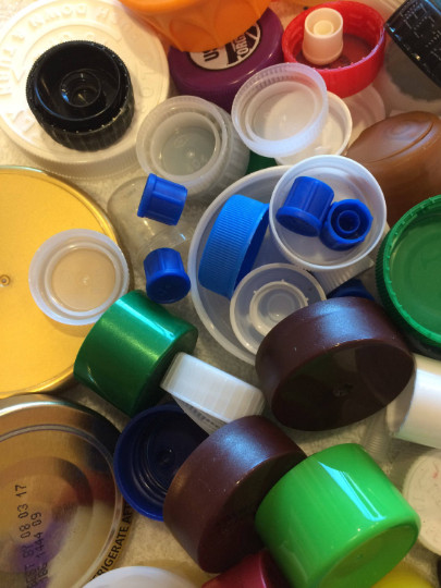 100 Plastic Bottle Caps Lids Tops Craft Art Projects Mixed Color Sizes Upcycle