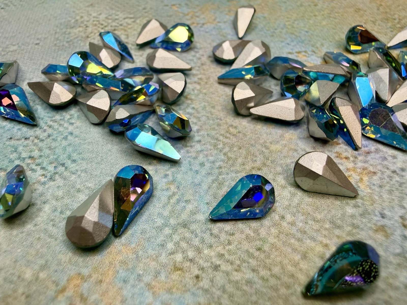 Vintage Swarovski – Pear Shaped Rhinestones #308 – 6x10mm – Aquamarine F