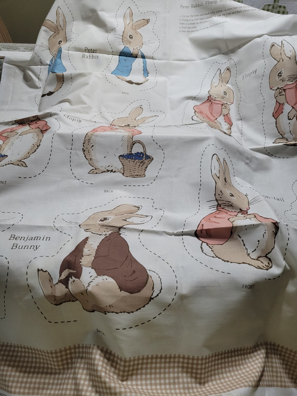 Riley BLAKE designs 2024 Peter Rabbit Boxed Quilt Kit With Book And Doll Panel
