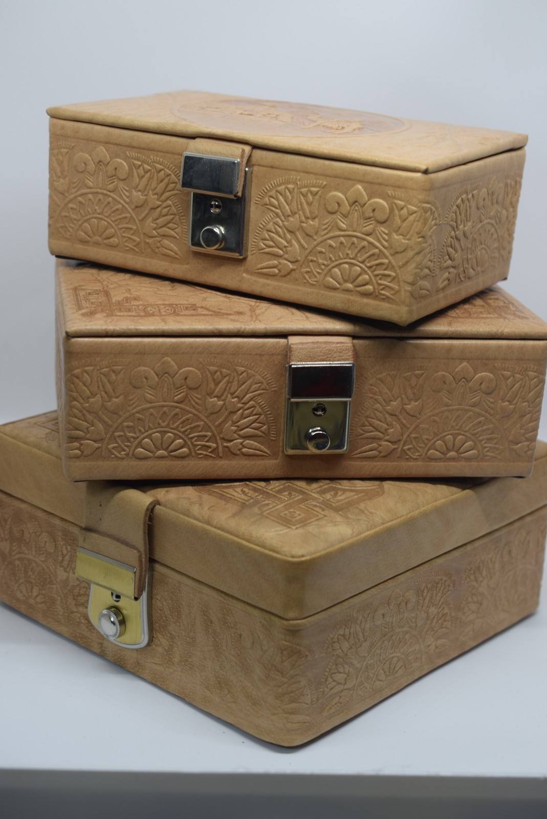 Pharaonic leather box with key