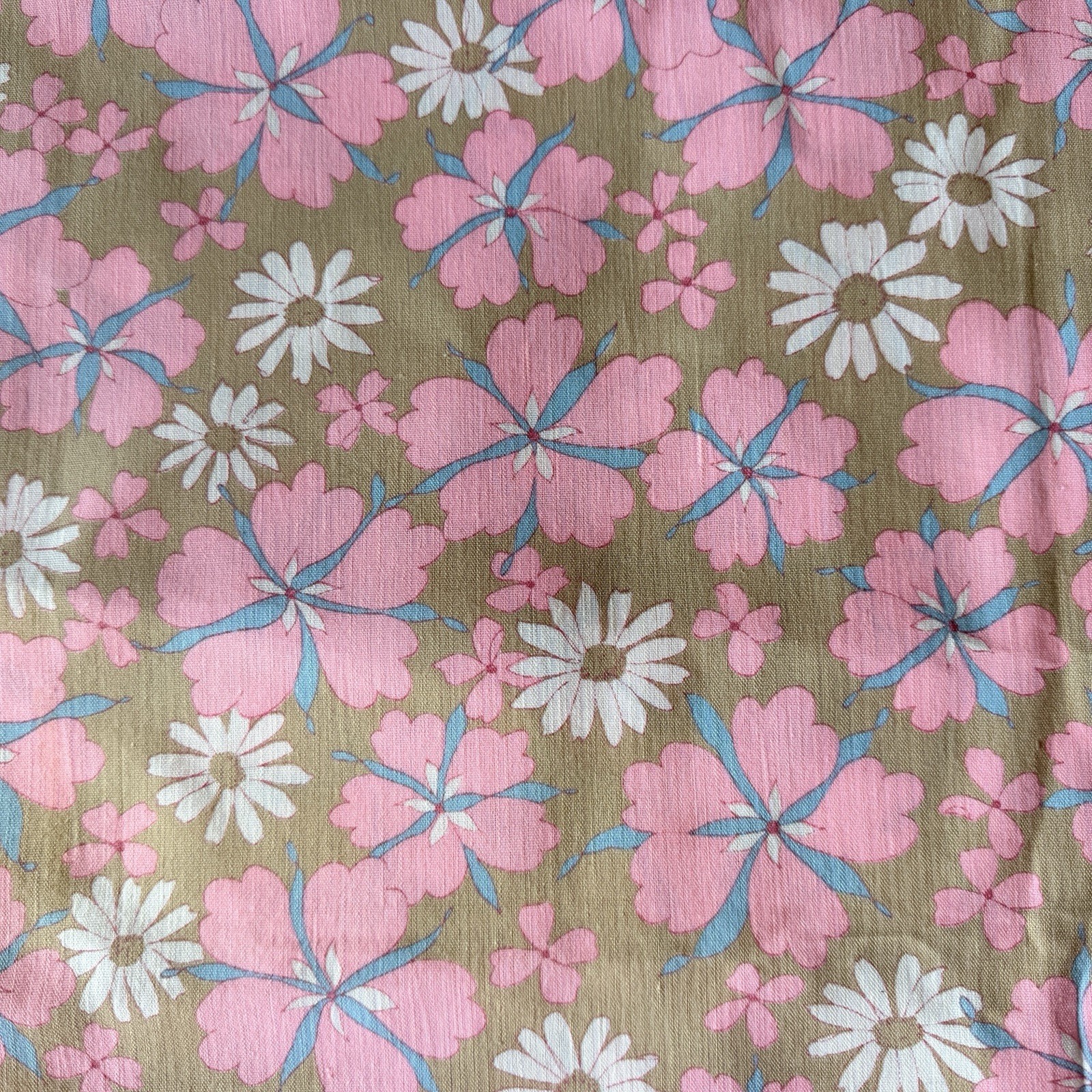 Retro Mod- Daisy Groovy Floral Blend Fabric Pink Brown Teal 5 Yds x 46