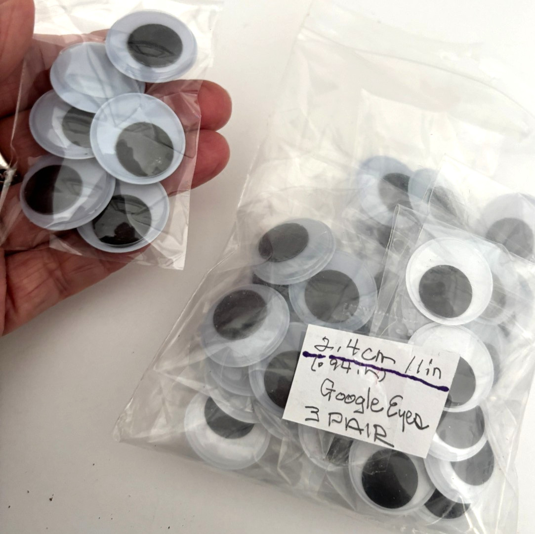 VTG New LOT of 3 PAIRS 1″ 2.4 cm GOOGLY Wiggle EYES Glue On Craft Doll Google