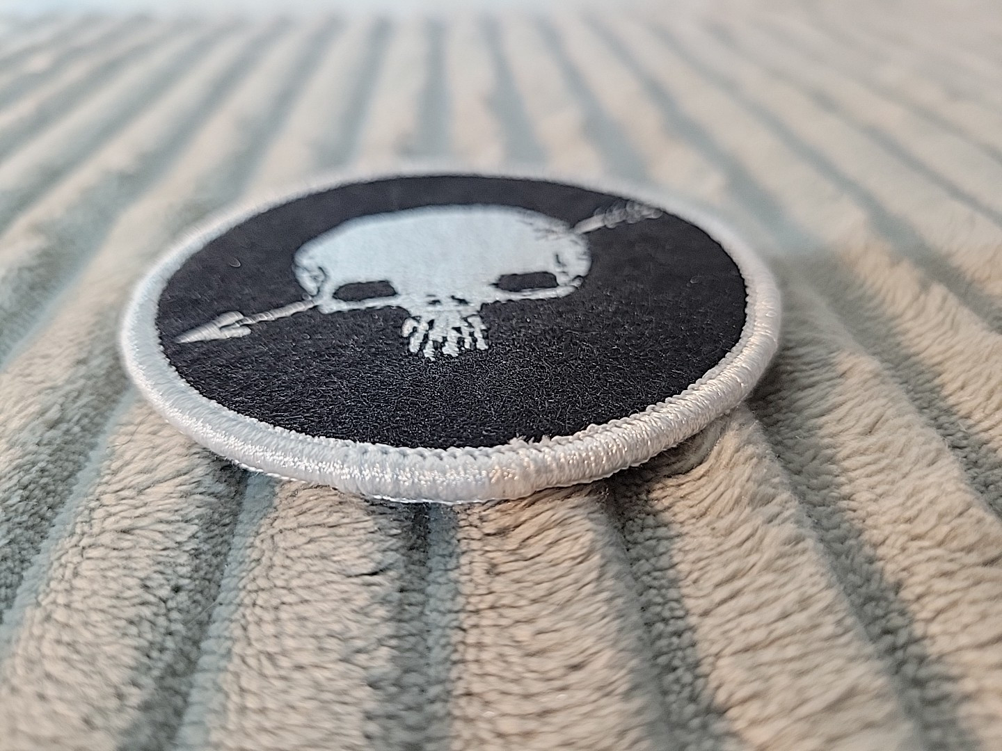Shakey Graves Skull Arrow Jacket Bag Hat Embroidered Patch Music Roll The Bones