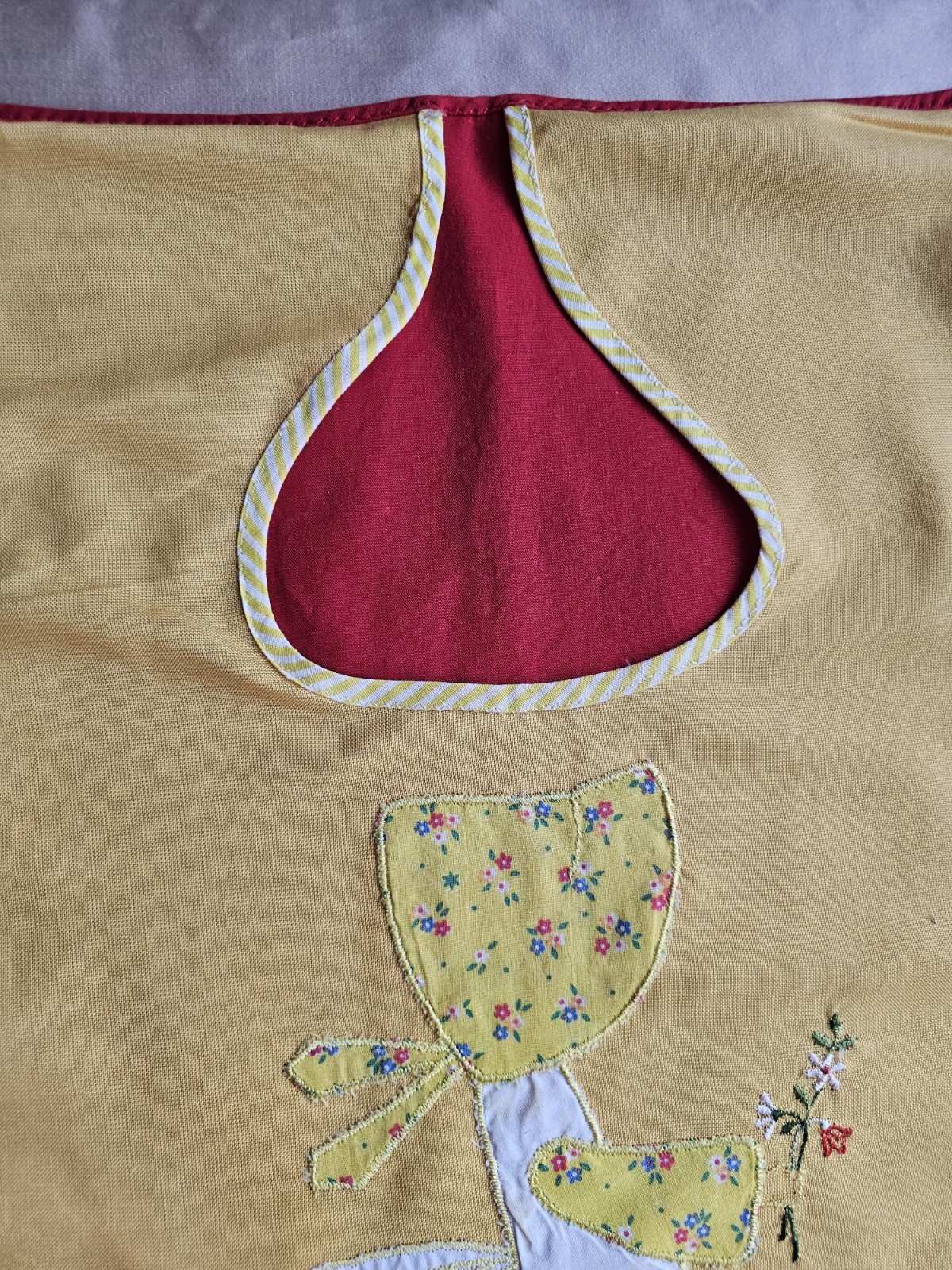 Vintage Red And Yellow Sunbonnet Sue Clothespin Bag Handmade