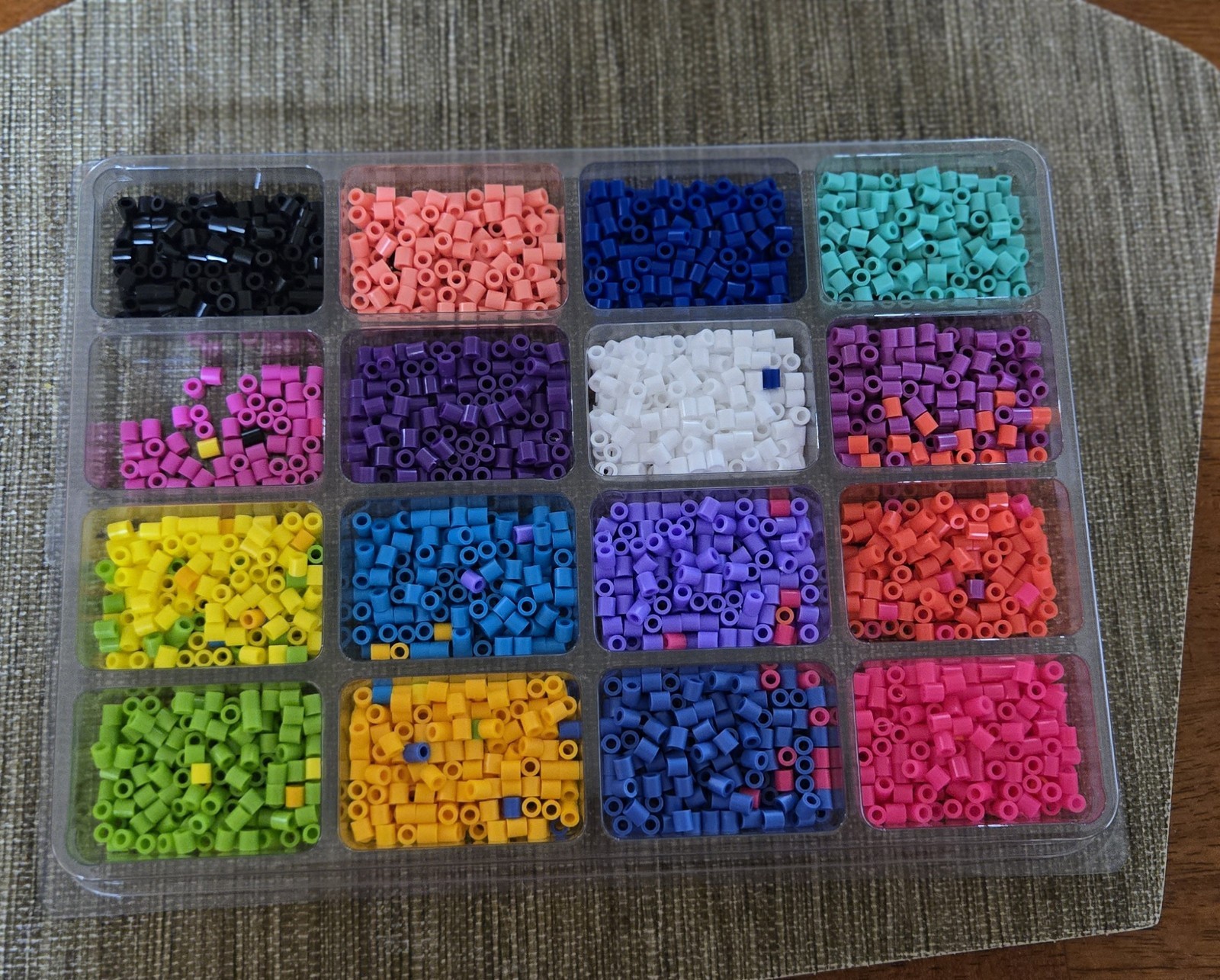 Kids Fuse Beads Kit w/ Storage Case, Assorted Beads & 6 Shape Pegboards