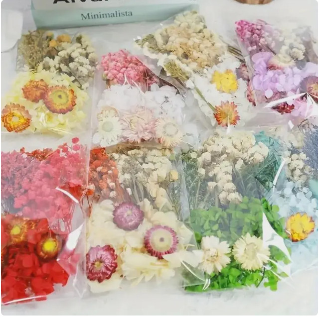 Mixed Dried Pressed Flowers for DIY Crafts, Wedding Decor, Party Favors & Candle