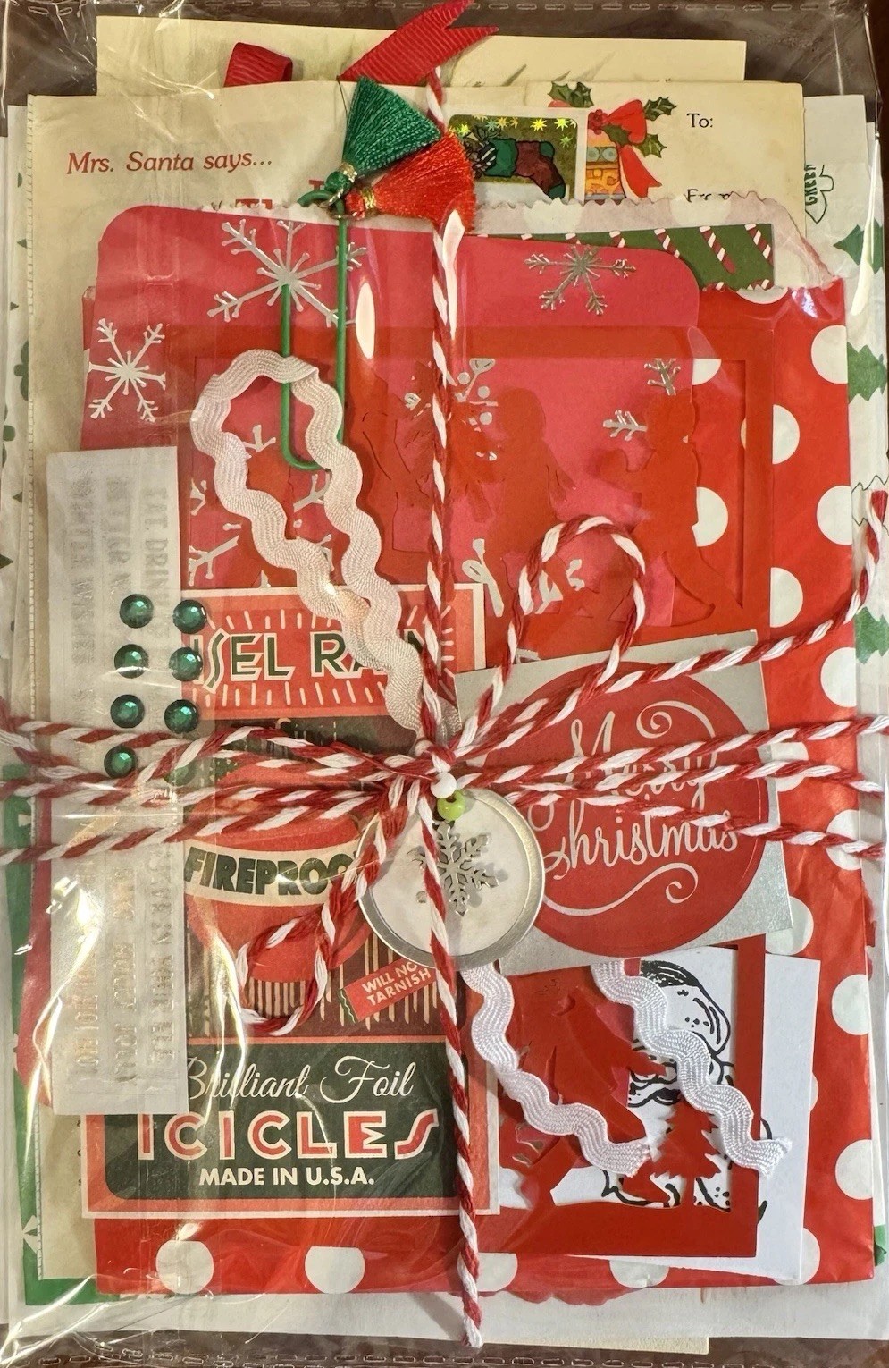 50+ Piece CHRISTMAS Junk Journal Art Paper Ephemera Kit Modern-Vintage-Unique