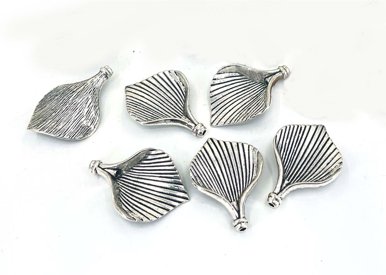 6 Calla Lilly Open Flower Bead Cap Connector Antiqued Silver Pewter Charms 28mm