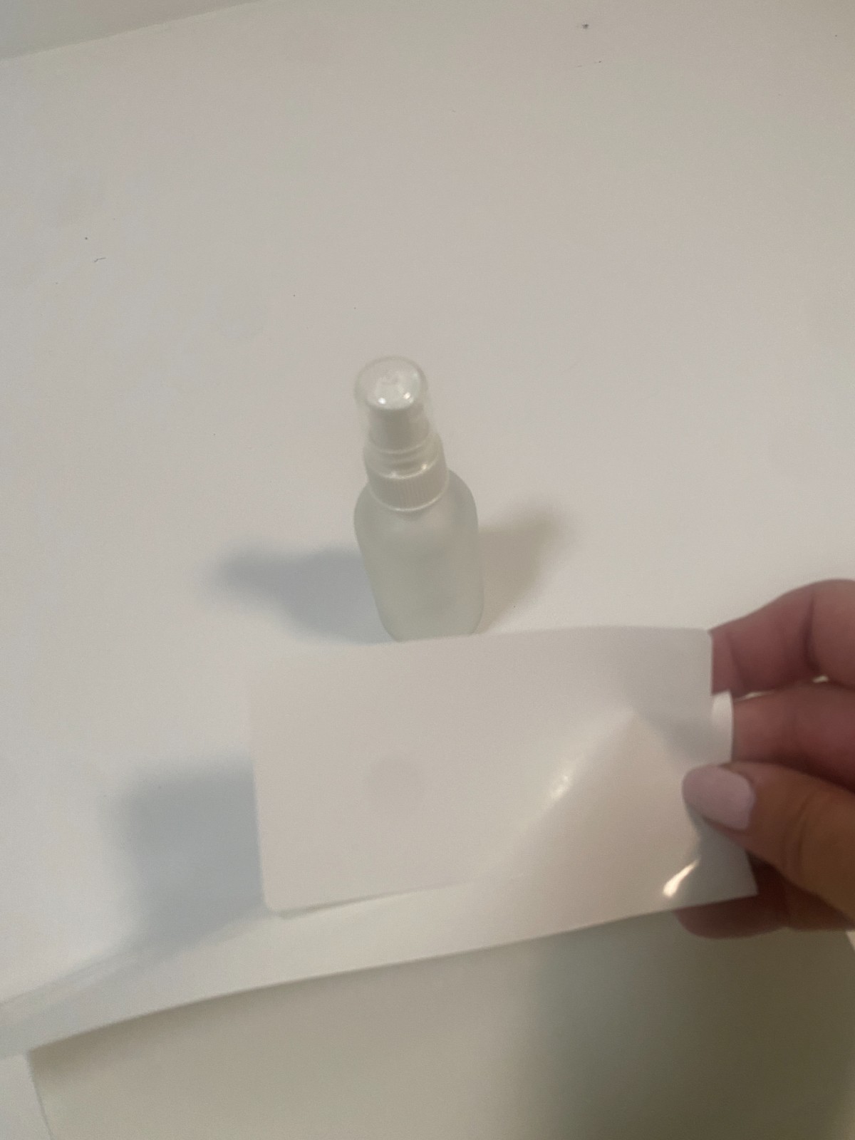 6 Frosted glass spray bottles for aromatherapy 2 oz – 1 free bottle free labels