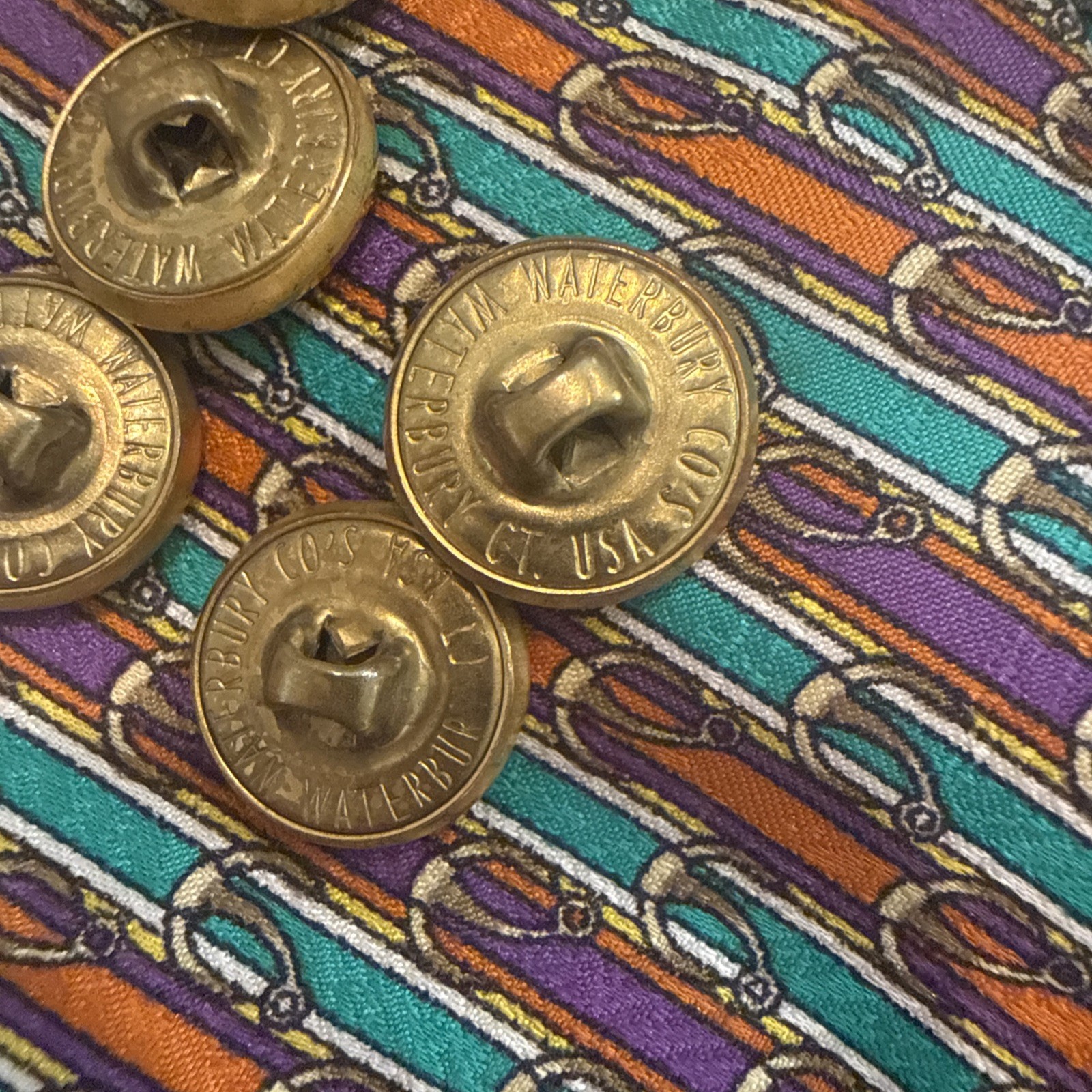 HSM WATERBURY metal brushed gold tone set 10 Blazer Replacement Buttons -RS26