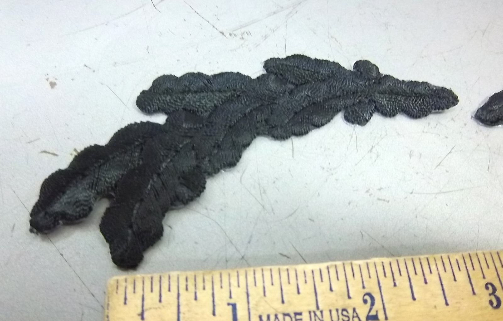 black Oak leaf clusters Iron on Embroidered Patch set of 2 – New / Unused