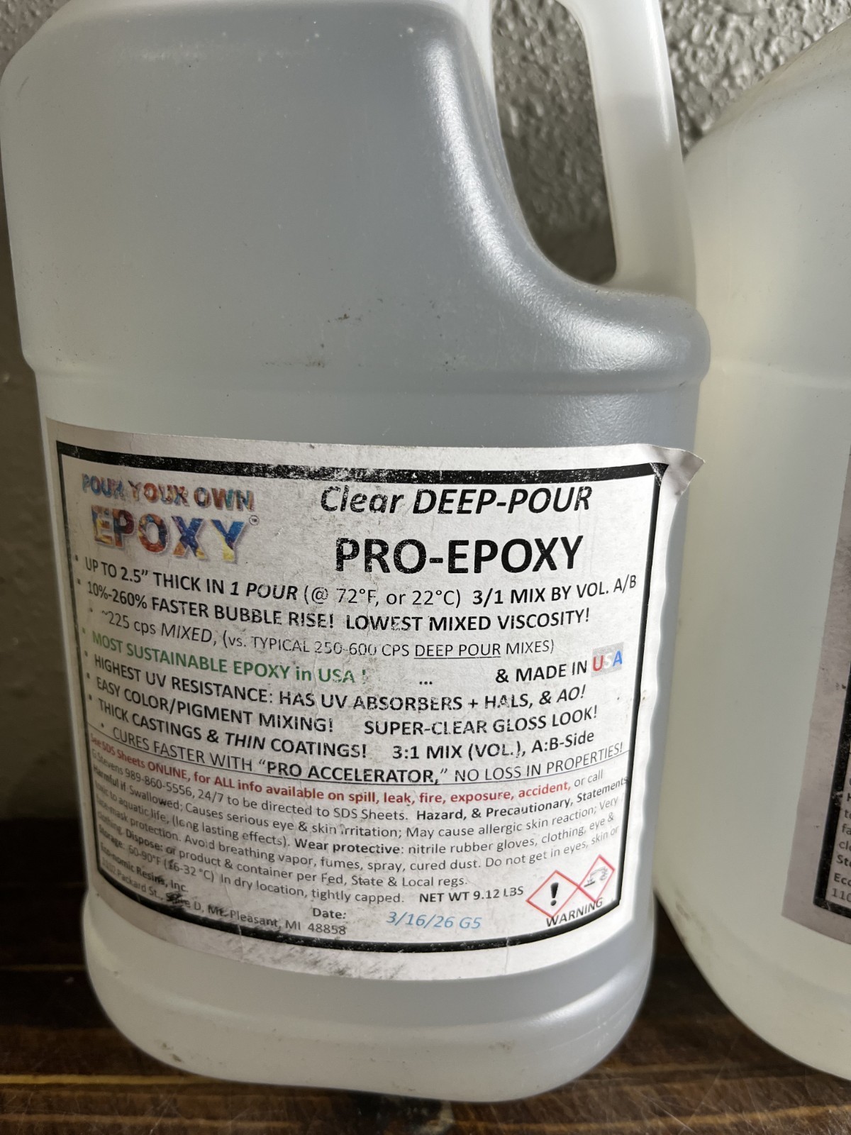 3 Jugs Pour Your Own Clear Deep-Pour Pro-Epoxy and Pro-Hardener Resin Kit