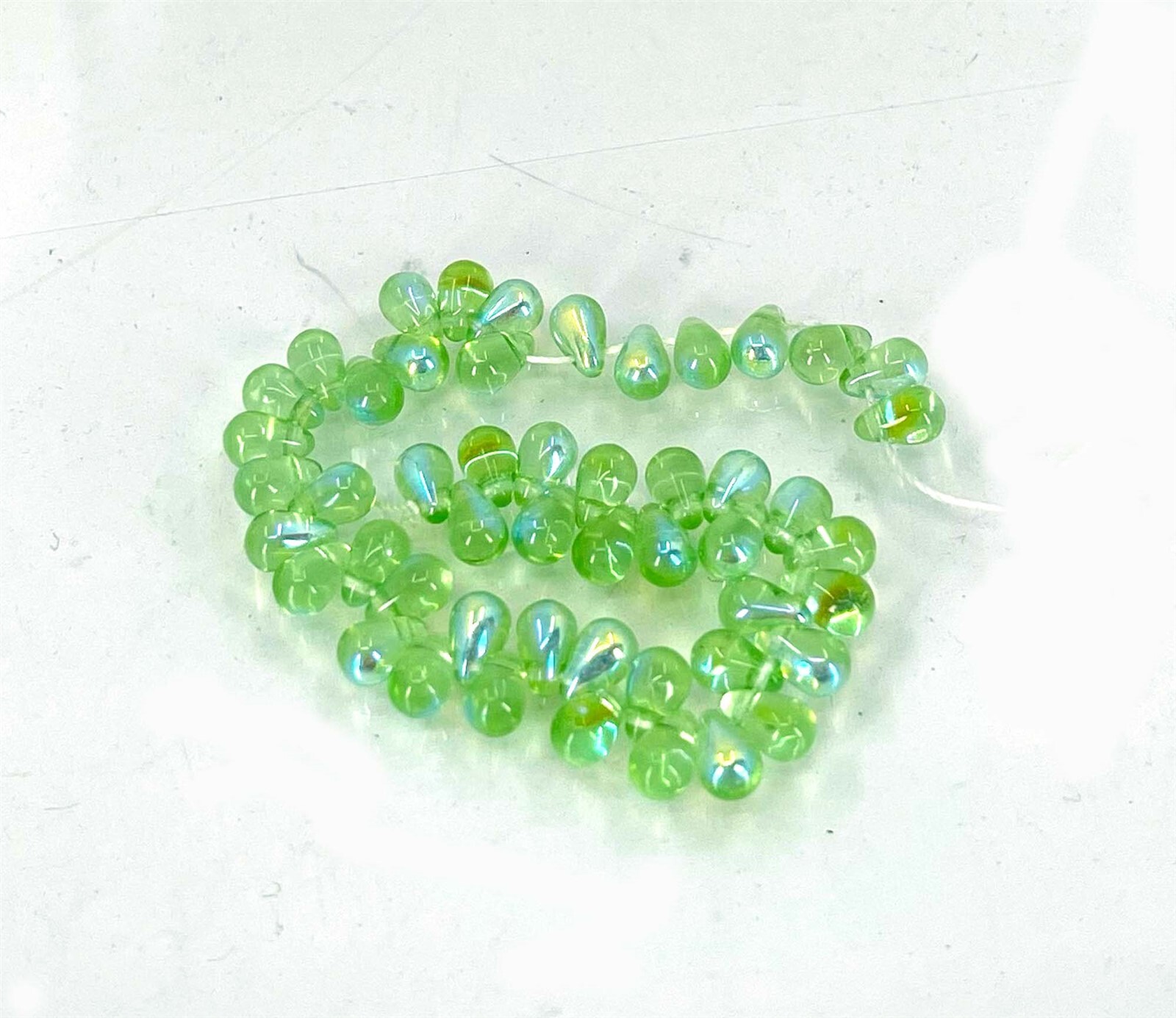 50 Czech Glass Teardrop Beads Tear Drops Green – Peridot AB moonstone