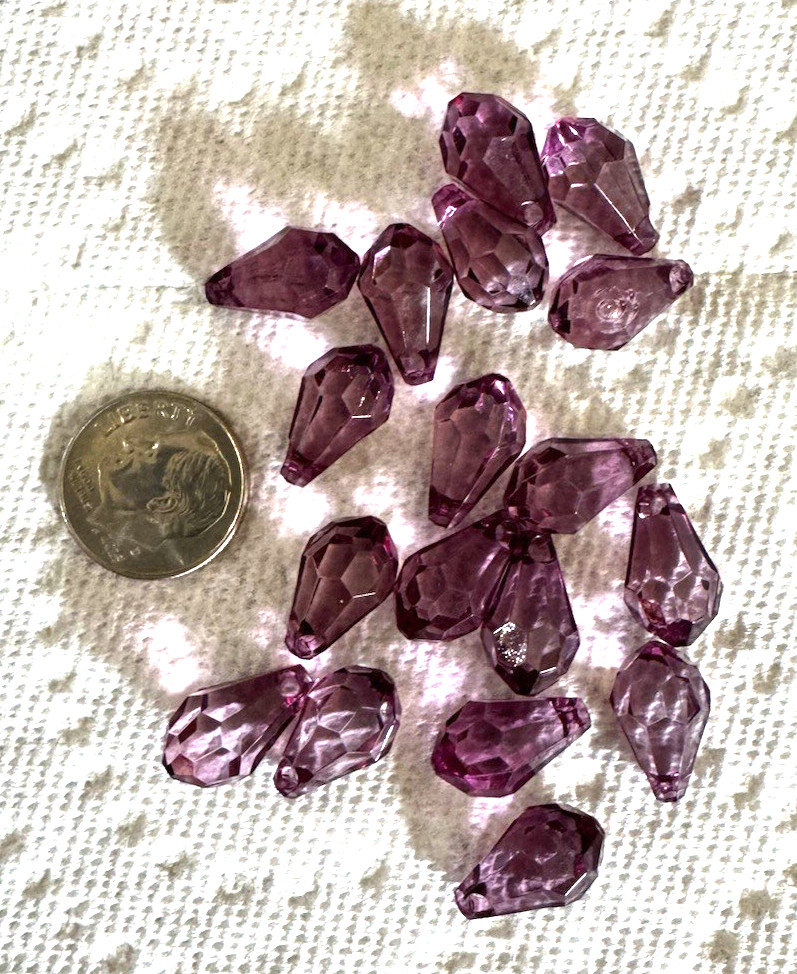 18 Briolette Teardrop Beads Purple Faceted