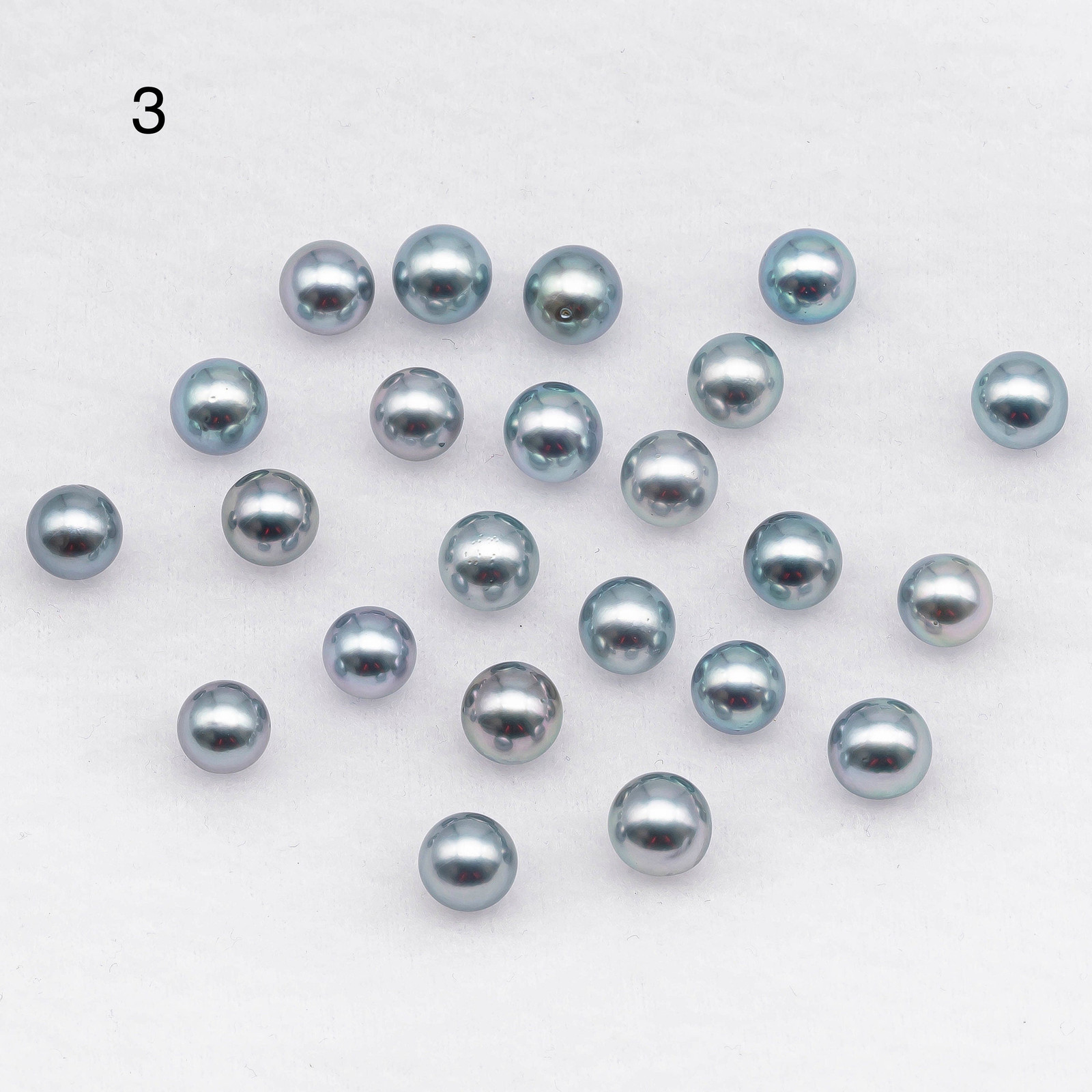 8-11mm Tahitian Pearl Loose Round in Natural Silver or Gray with Blue Overtone,