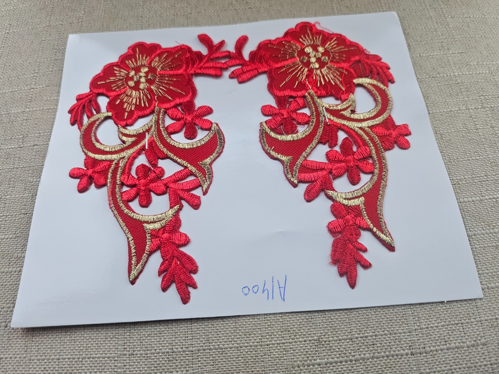 Red Embroidered Patches Iron On Floral Flower W/ Leaves Red/Gold Tone Set 2