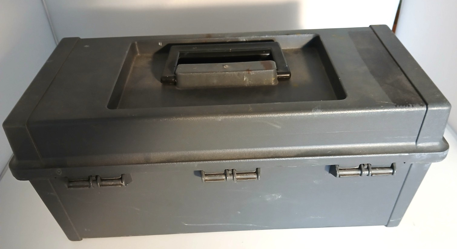 Contico artist carrying/storage box for brushes, pencils, tools, etc (box only)
