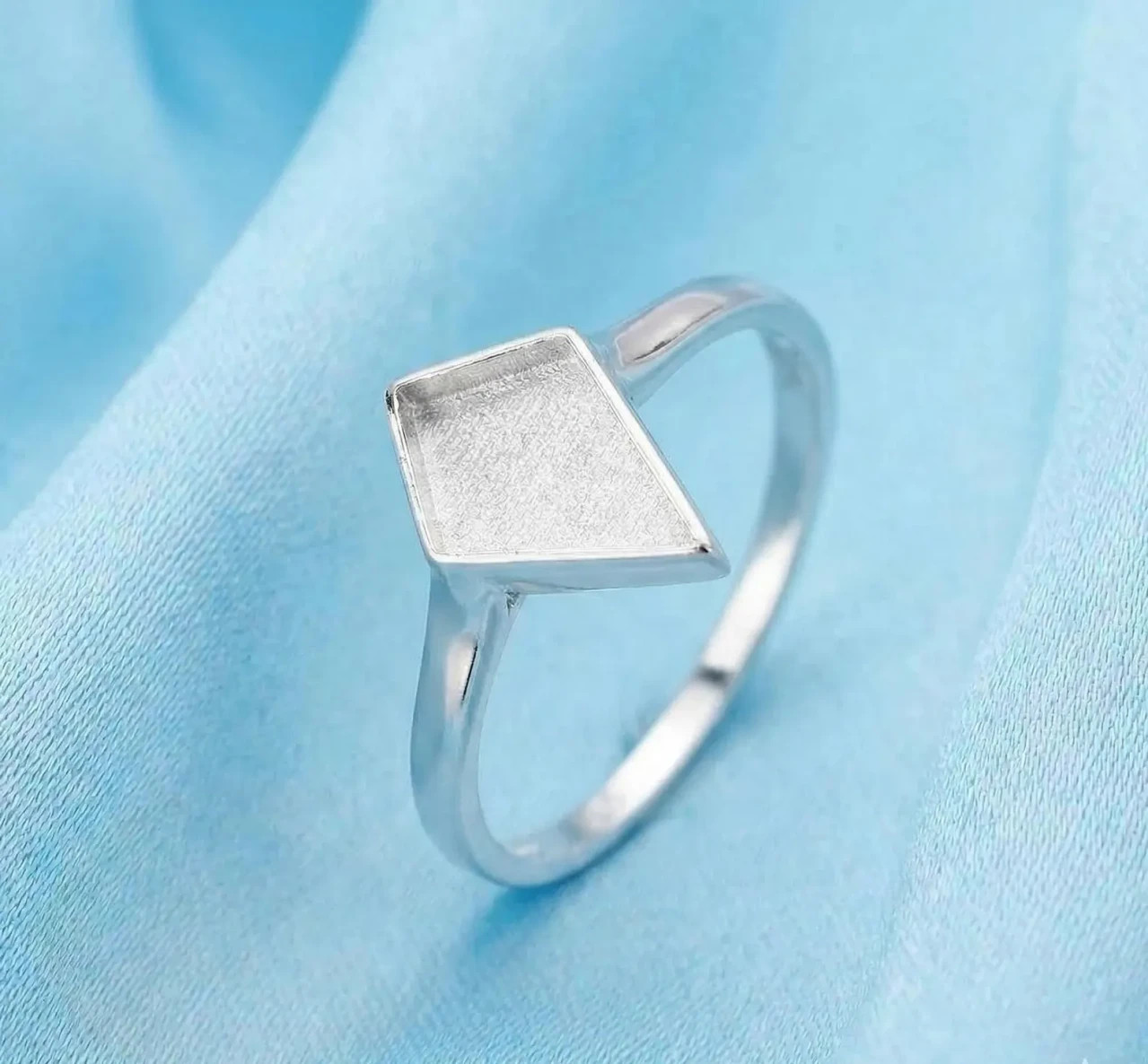 7x10mm Kite Shape Semi Mount Ring 925 Sterling Silver Minimalist Solitaire Ring