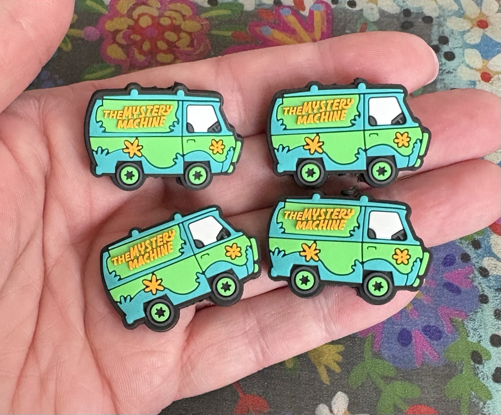 4 Piece MYSTERY MACHINE Scooby Theme Silicone Focal Beads DIY Jewelry Pens+ NEW