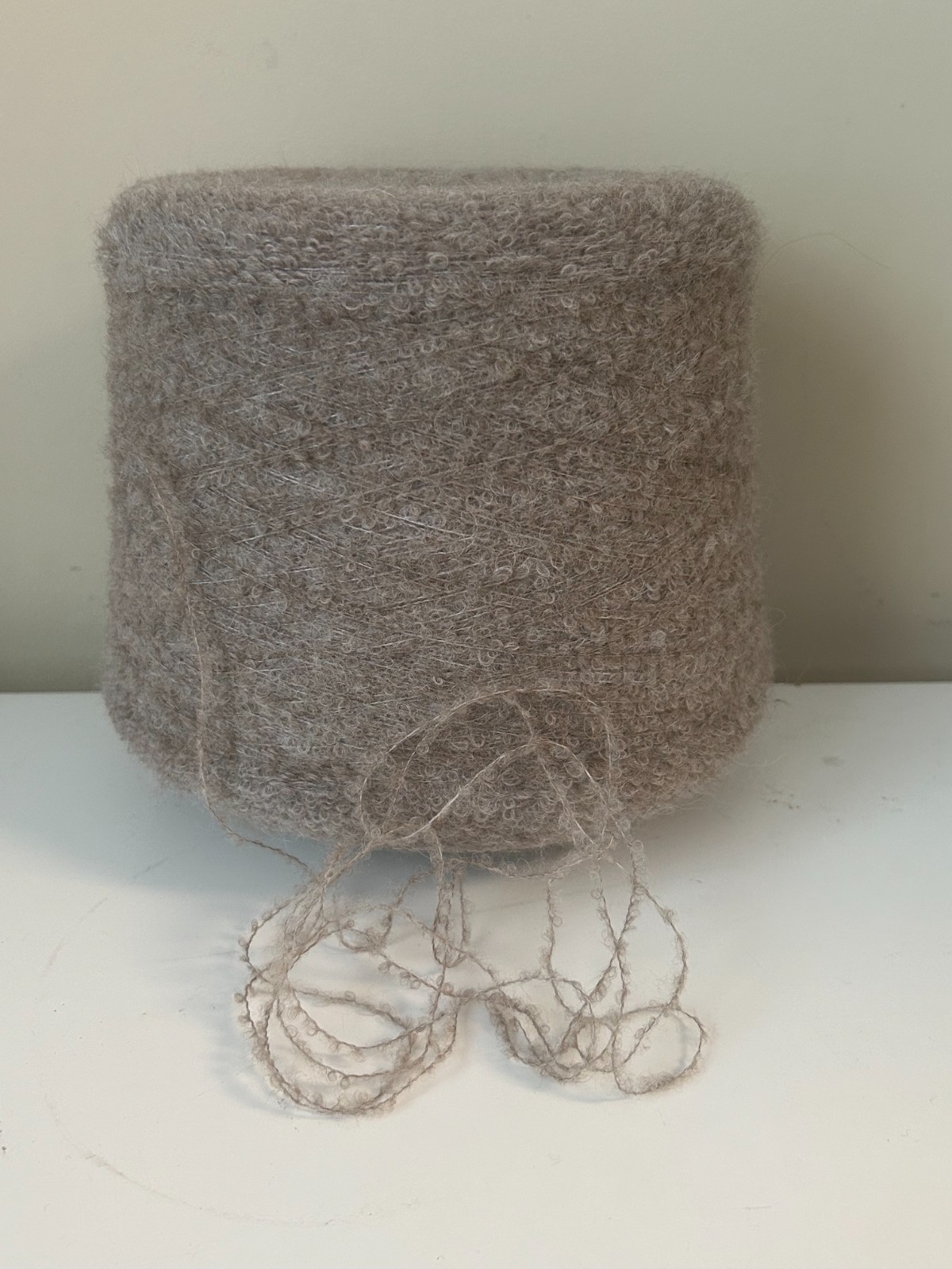 Spool Cone NOVELTY Soft 1/8 Baby Alpaca Yarn w/Nylon 2lb 2oz 984gr 5020 Brown H