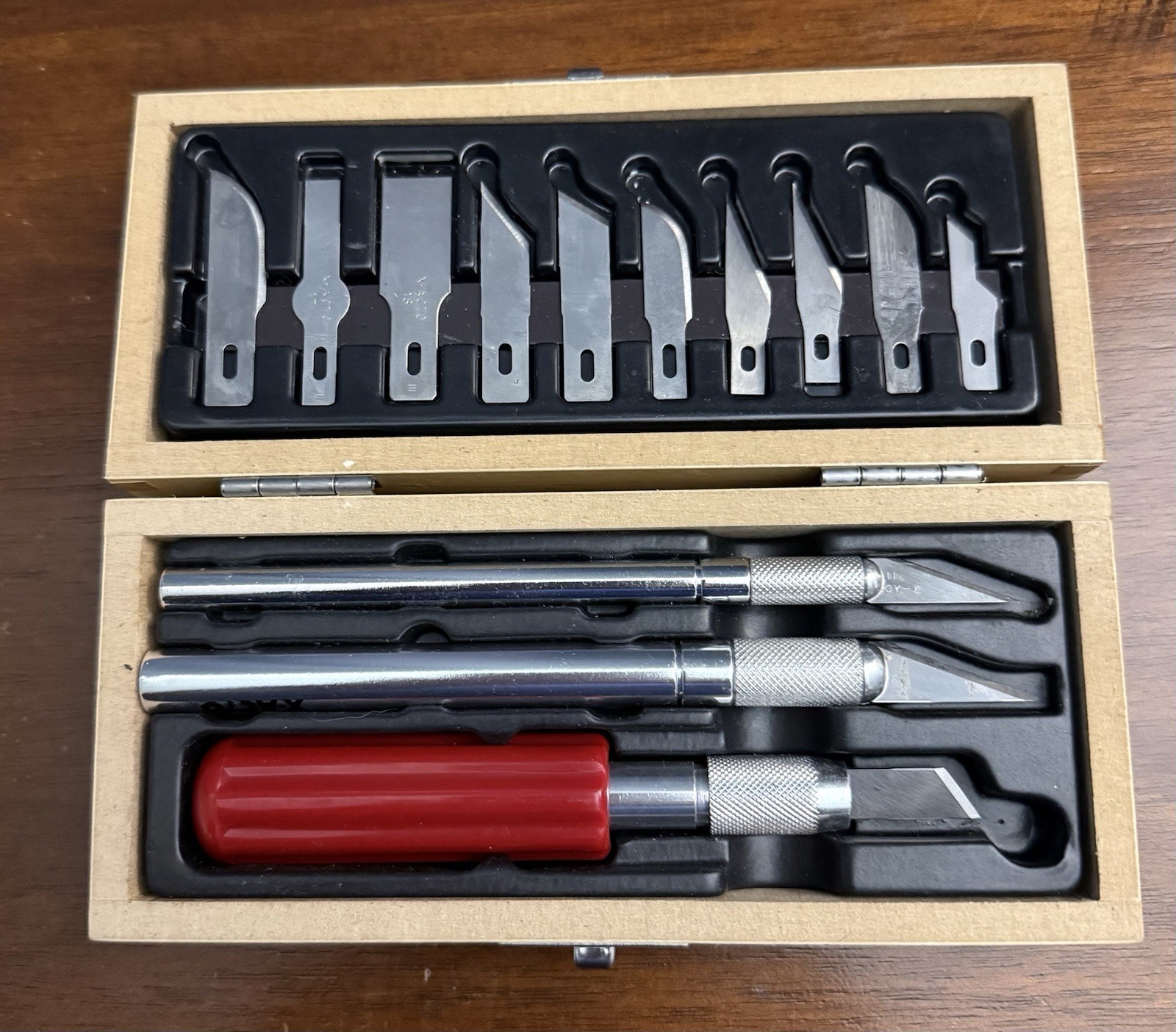 X-ACTO Craft Knife Set with Assorted Blades & Wooden Storage Case