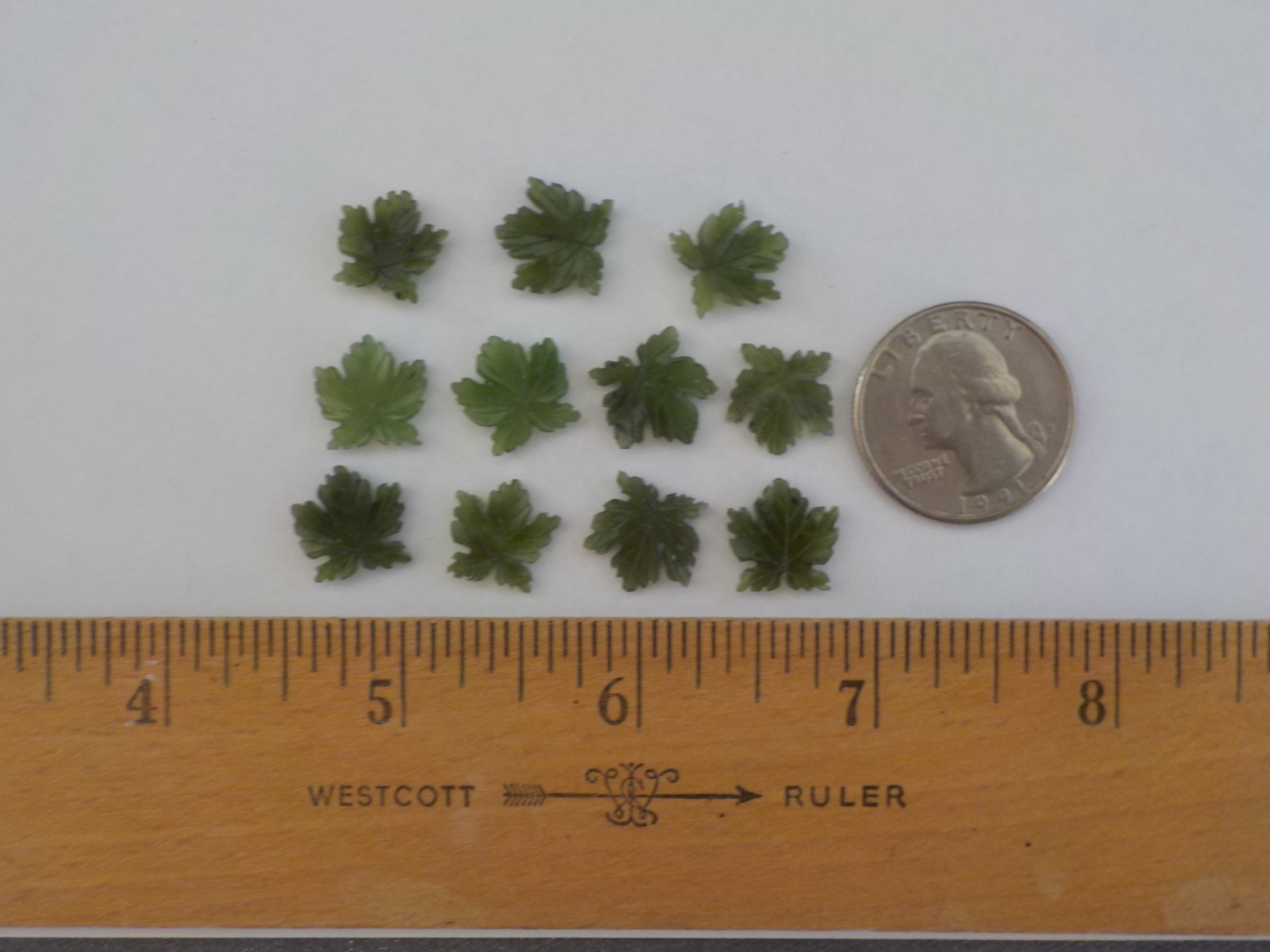 Geen Stone Leaf No Holes Flat Back (1/2″) Total 11 Craft Jewelry Making Supply