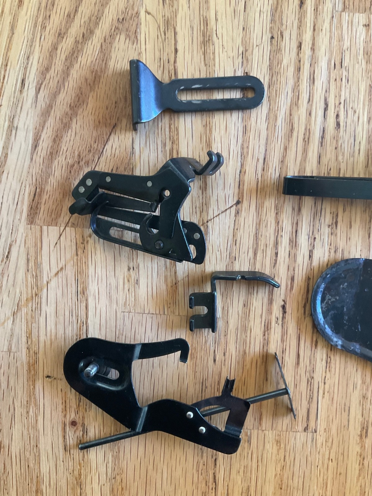 Singer Blackside Sewing Feet & Attachments Low Shank 221, 201, etc