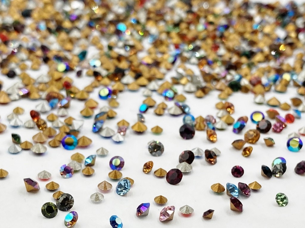 300 Vintage Swarovski Crystal 2mm. To 3mm. Tiny Rhinestones – Jewelry Repair J49