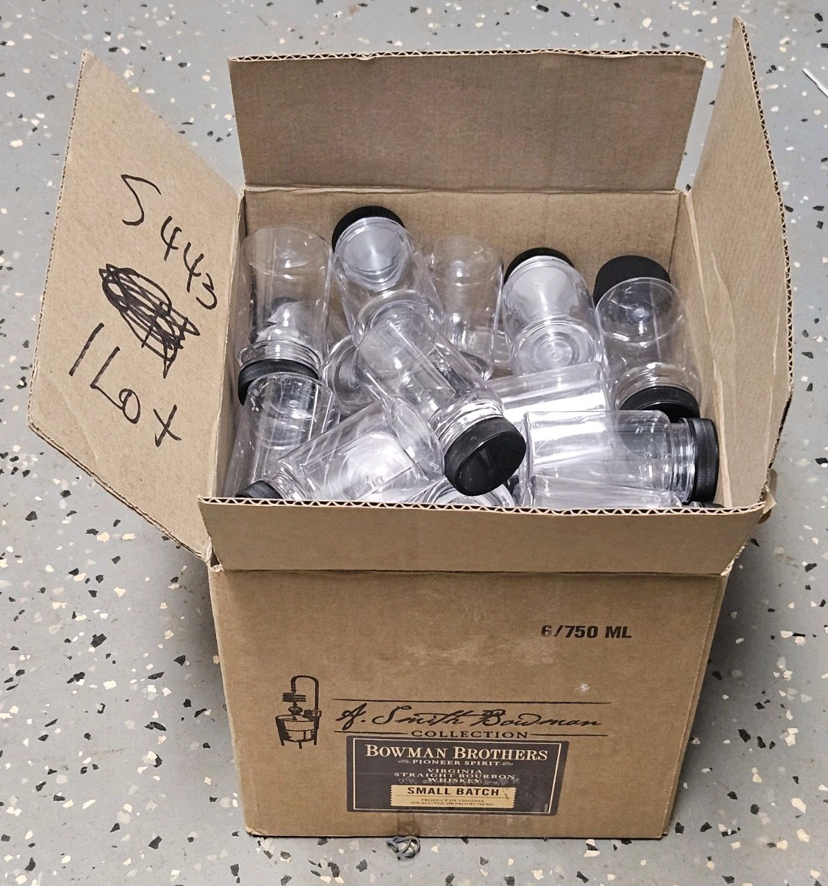 55 Clear Plastic Bottles With Lids
