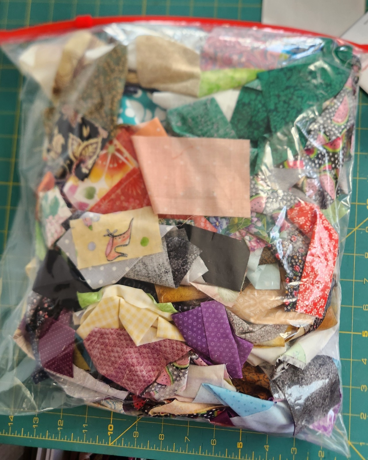 2.5 Gal Bag of Scrap Fabric Strips for String Scrappy Quilts Projects 1.5″ to 3″