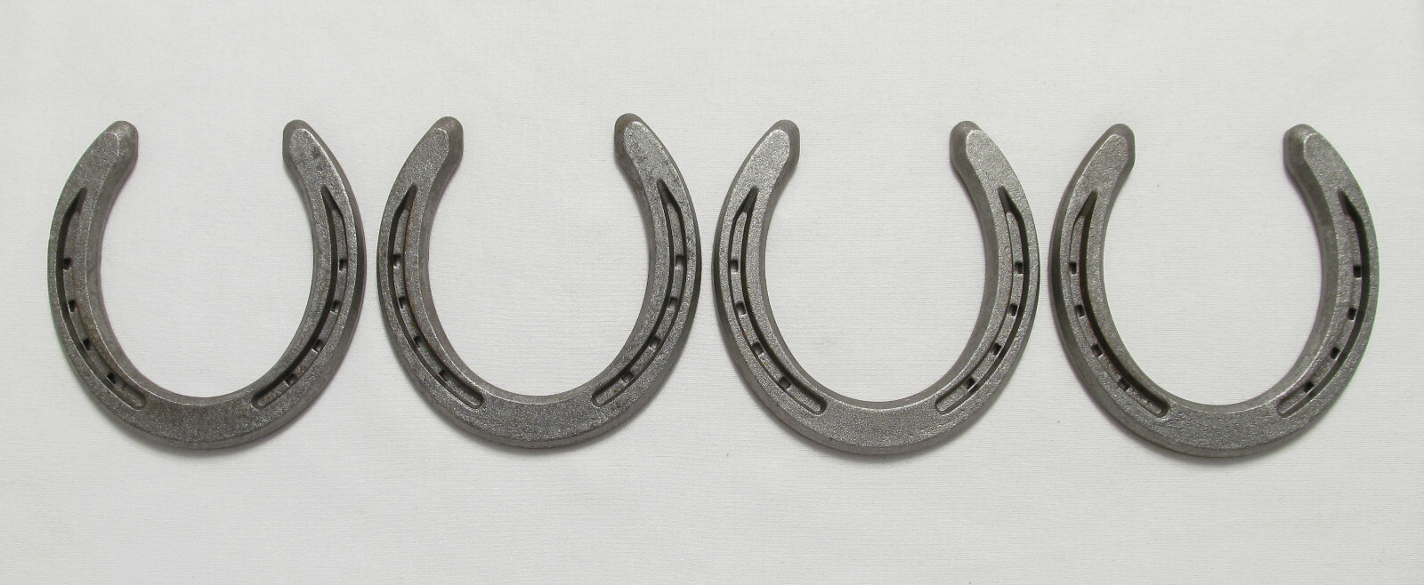 Lot of (4) Real Horseshoes – Medium Size Horse Shoes (Metalwork Arts Craft)