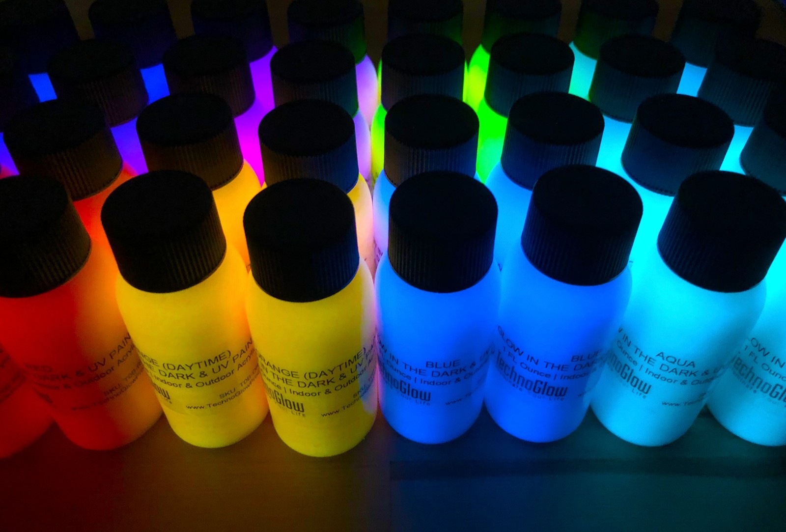 Natural Green Glow in the Dark Paint – #1 Choice Glow Paint