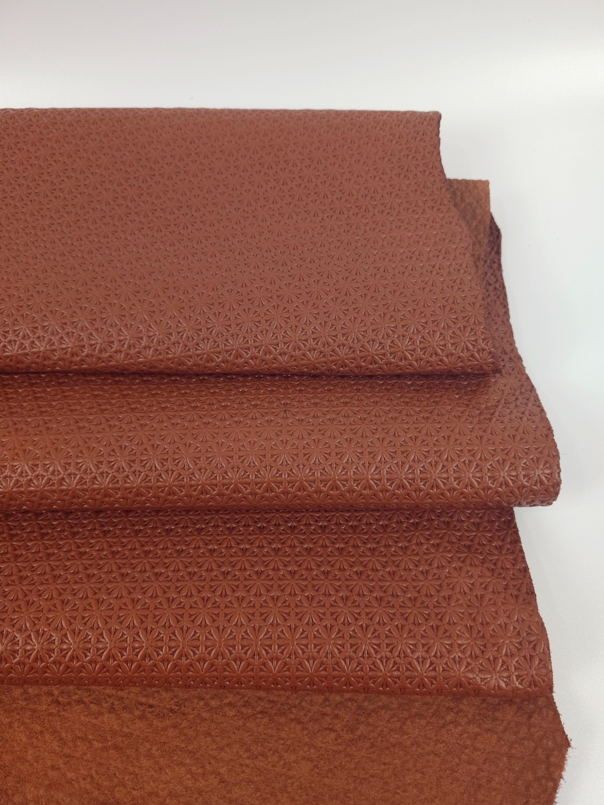 Mocha Bisque Star Anise Embossed Texture Leather