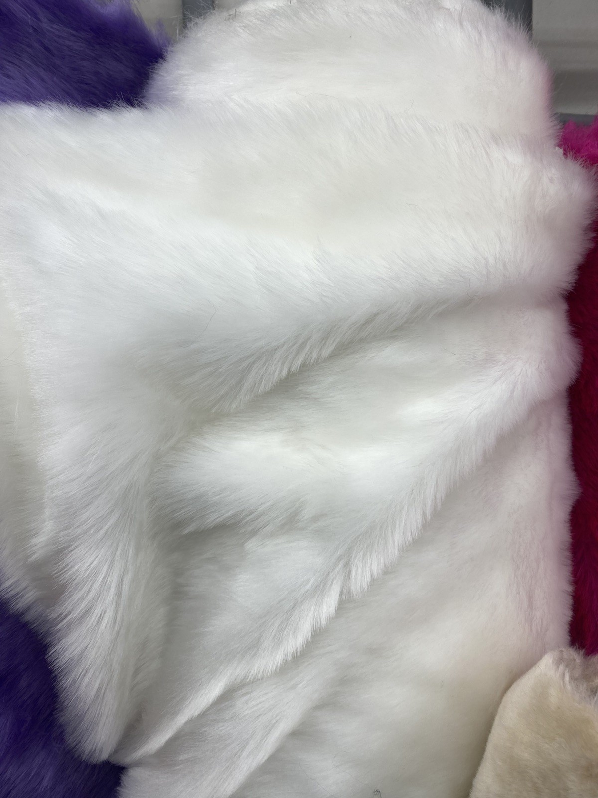 White Short Pile Faux Fur Fabric half Inch Shaggy Fake Fur – Soft Plush