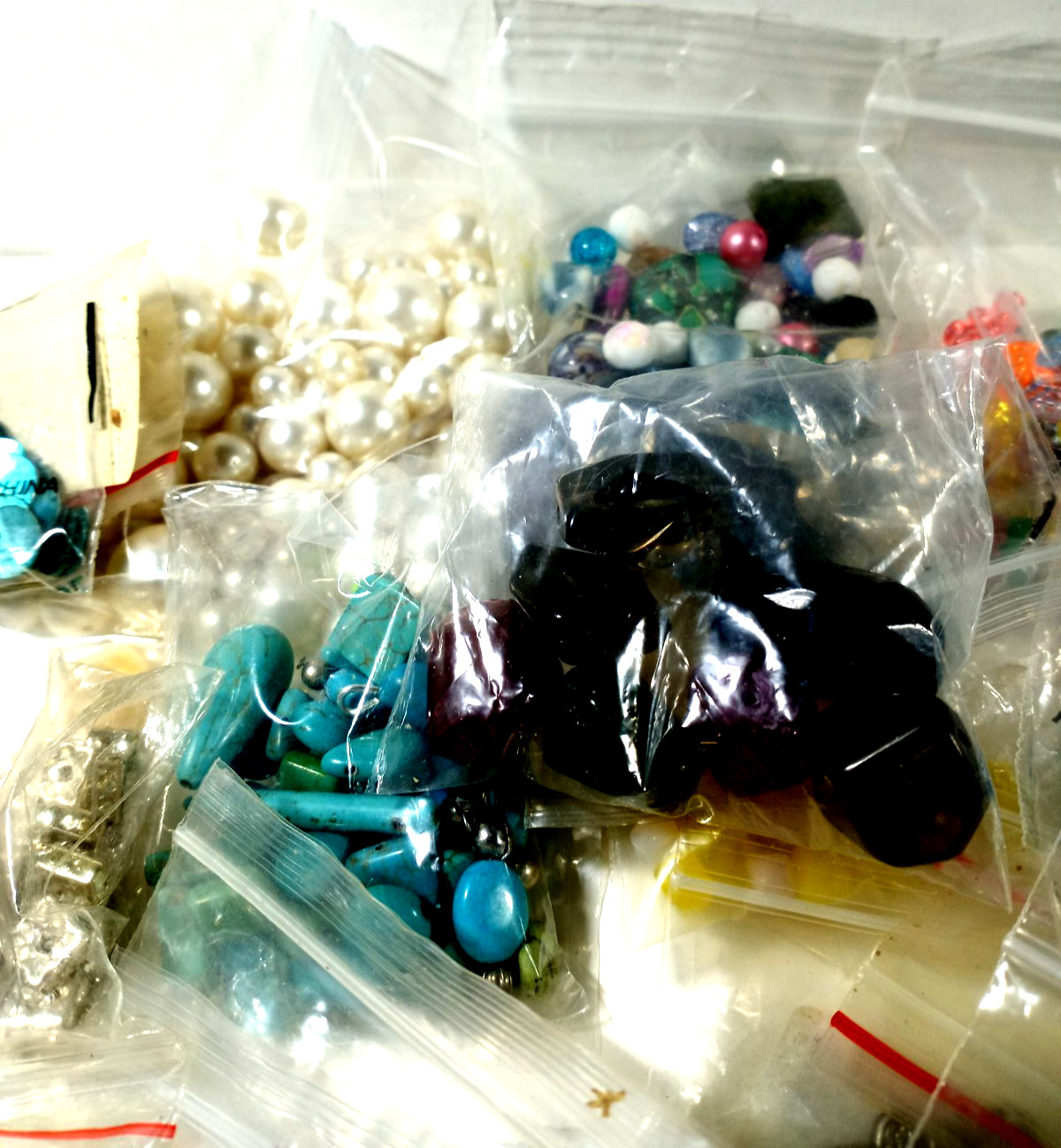 Jewelry Makers Lot ,over 2 Pounds & 30 Different Beads And Findings R27