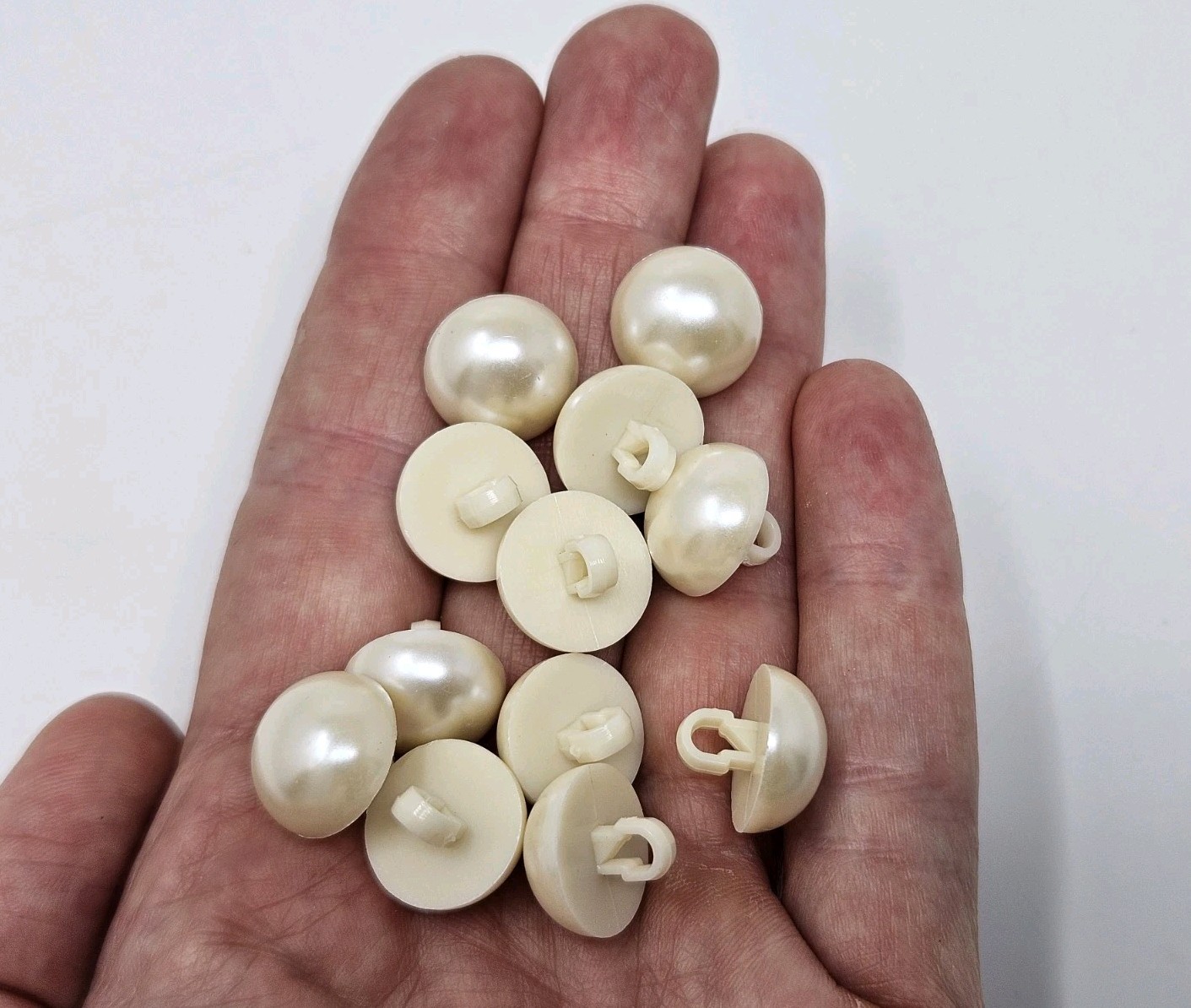 12 pcs VTG Ivory Pearl Shank Buttons Plastic Sewing Dress 14mm Round Domed