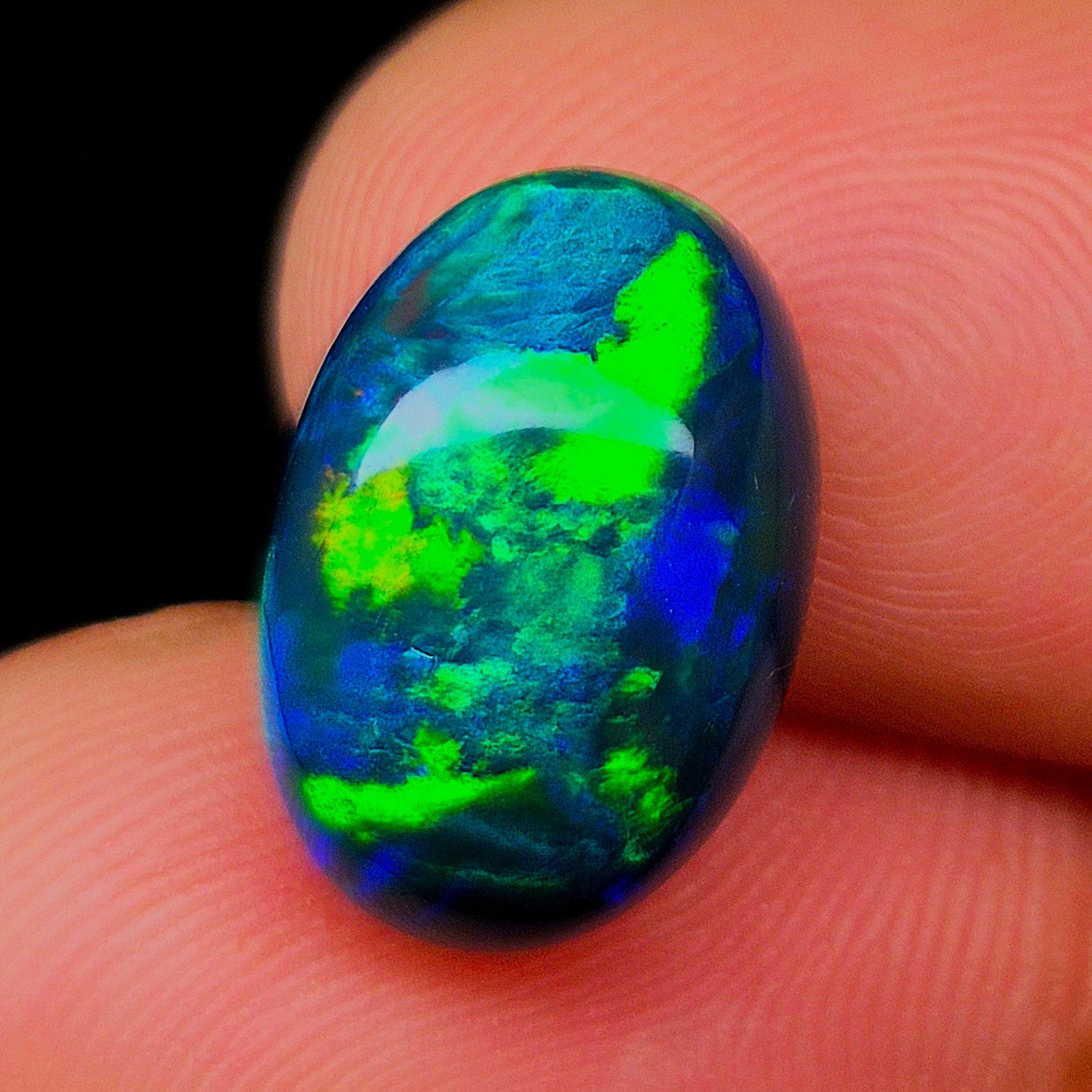 Multi Fire Natural Ethiopian 6.90 Carat Opal Gemstone Cabochon Size 15x10x7mm