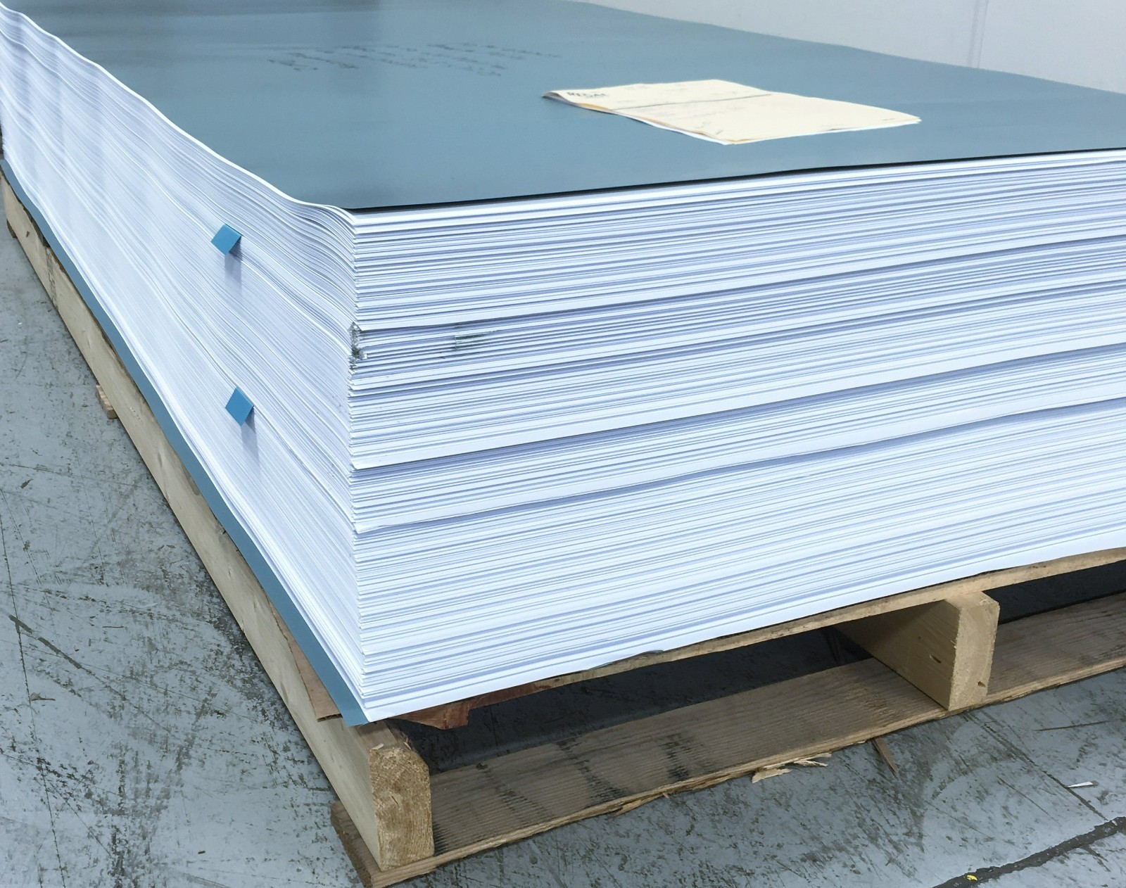 White & Black Poly-Styrene HIPS (20mil, 30mil, 60mil Thick) 48″ x 96″ Sheets