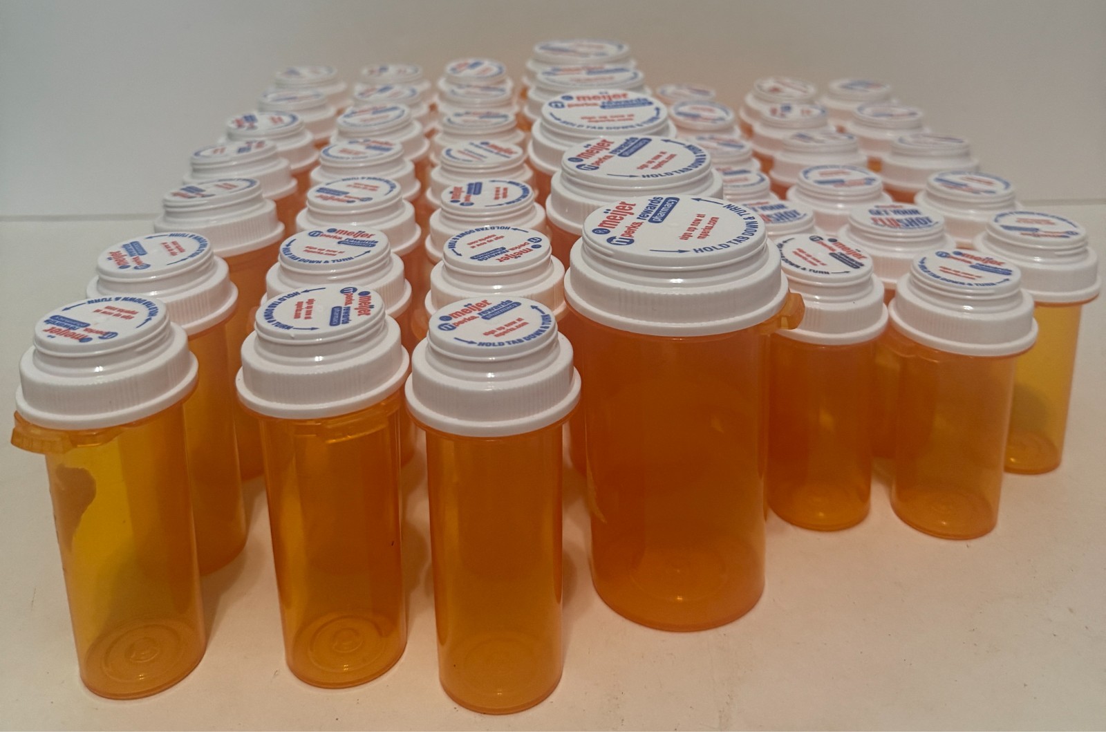 Lot of 45 EMPTY PILL BOTTLES Amber/Orange 3 Sizes Reversible Lids Crafts Storage